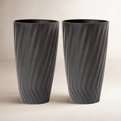 Boynton 14" Pot Planter