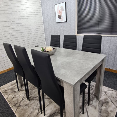 Bolesworth 6 -Person Dining Set