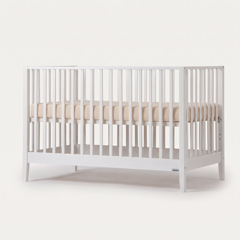 Lala 3 -in-1 Convertible Crib, Natural