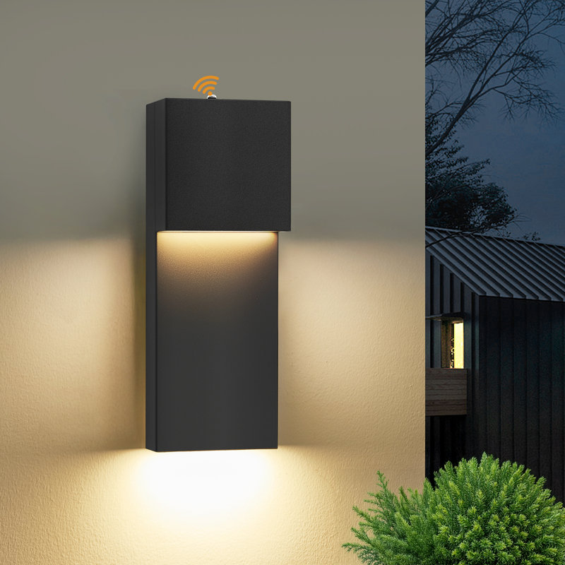 1 Pack Outdoor LED Wall Light Dusk To Dawn Integrated LED Wall Sconce