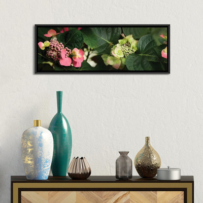 «Close-Up of Hydrangeas Flowers», reproduction de photo sur toile