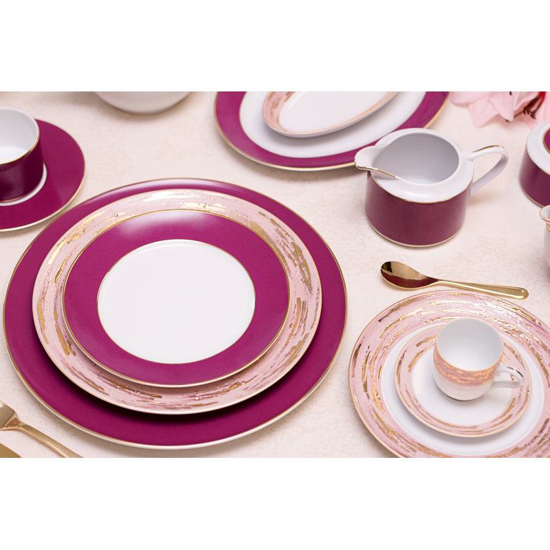 Hobbes Dinner Plate