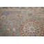 Tapis traditionnel gris à motif floral