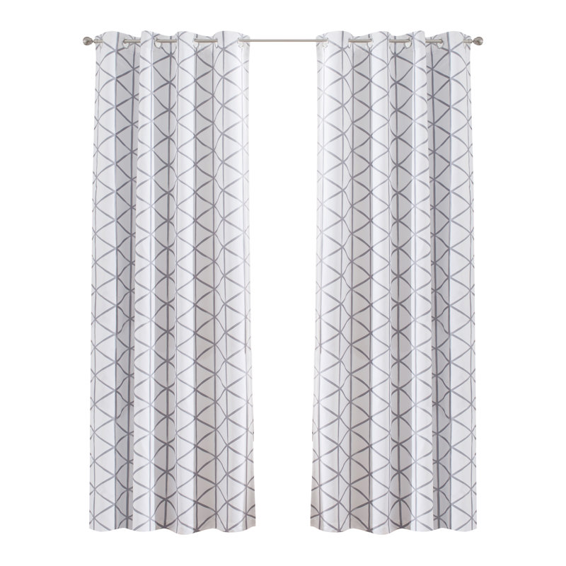 Paire de rideaux occultant et isolants avec œillets Caillan, l 52 po x L 96 po