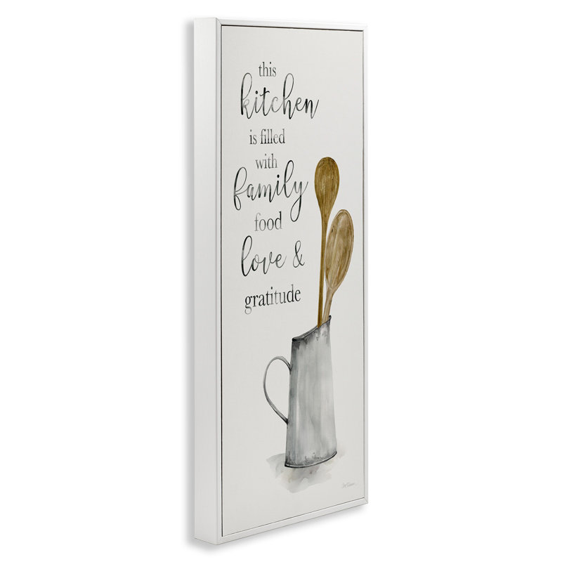 «This Kitchen Family», estampe numérique encadrée par Carol Robinson, H 30 po x l 13 po, Giclée encadrée blanc bord de mer