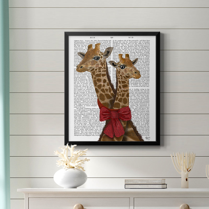 «Giraffes and Bow», toile encadrée de qualité supérieure - prête à être accrochée, Noir, H 20 po x l 16 po