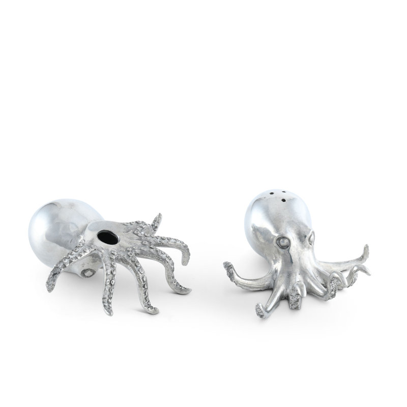Sea And Shore Salt And Pepper Shaker Set