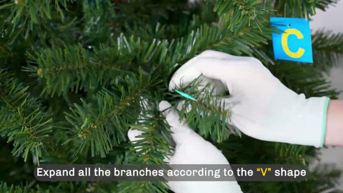 How to fluff an artificial Christmas tree