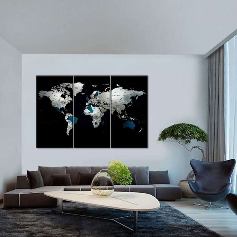 «Mysterious World Map», reproduction sur toile, H 24 po x l 38 po x P 1,25 po