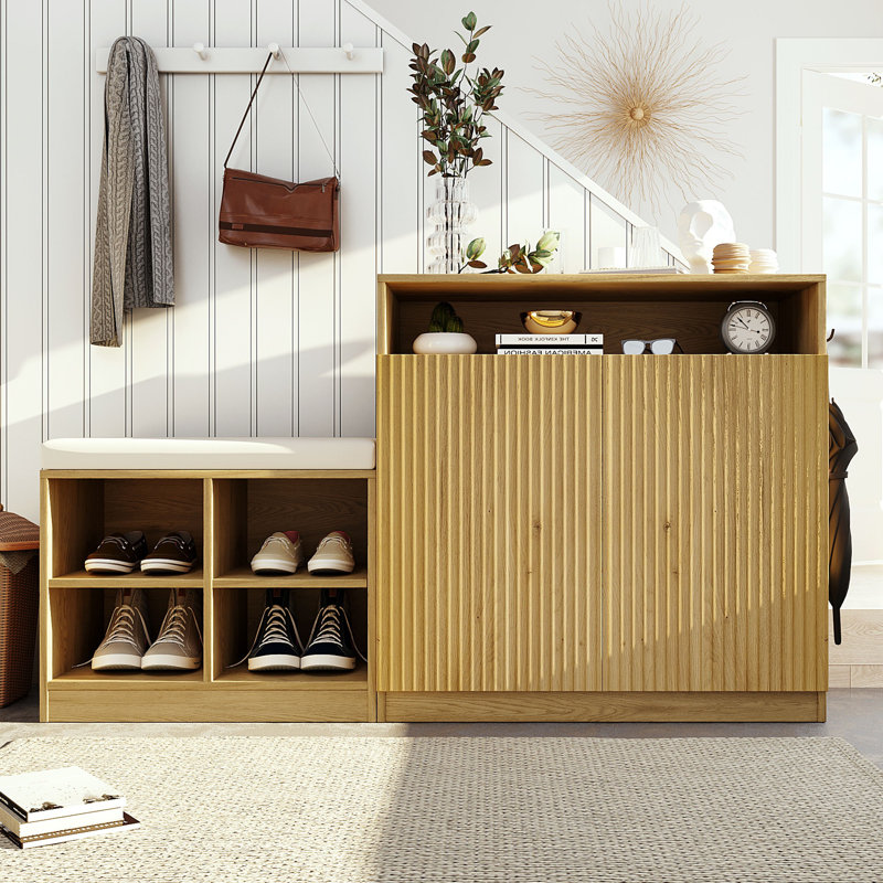 Armoire de salon avec banc à chaussures - 2 portes, 3 tablettes réglables à 3 niveaux et 4 étagères à chaussures ouvertes, console de rangement pour hall d'entrée avec porte à lattes ondulée, crochets et coussin amovible