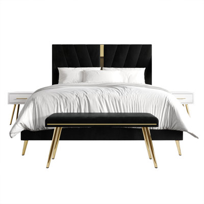 Lakeysa Piece Bedroom Set
