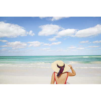 Femme bronzette sur la plage des Caraïbes Hz par Yinyang