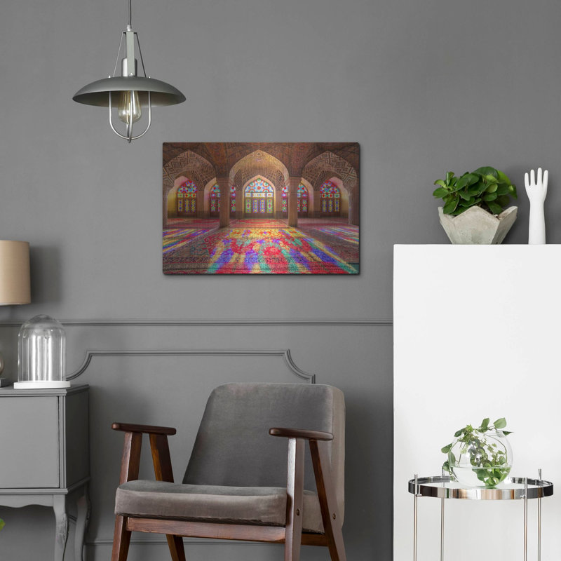 «Pink Mosque Of Shirazranan» par Luxe, H 16 po x l 24 po