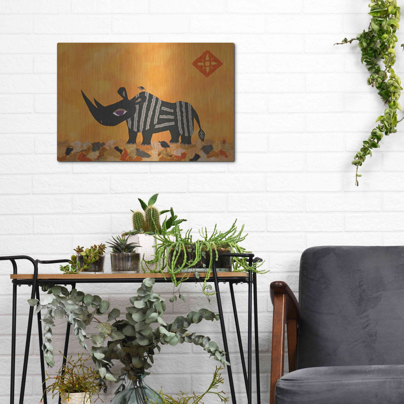 «Rhino with Summer Sky» par Winston Porter, art mural en métal 16 po x 12 po