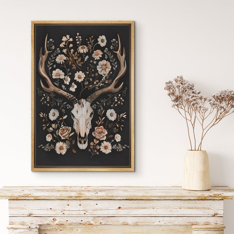 «Moody Gothic Animals», crâne de chèvre, marguerites botaniques foncées, Naturel, H 36 po x l 24 po