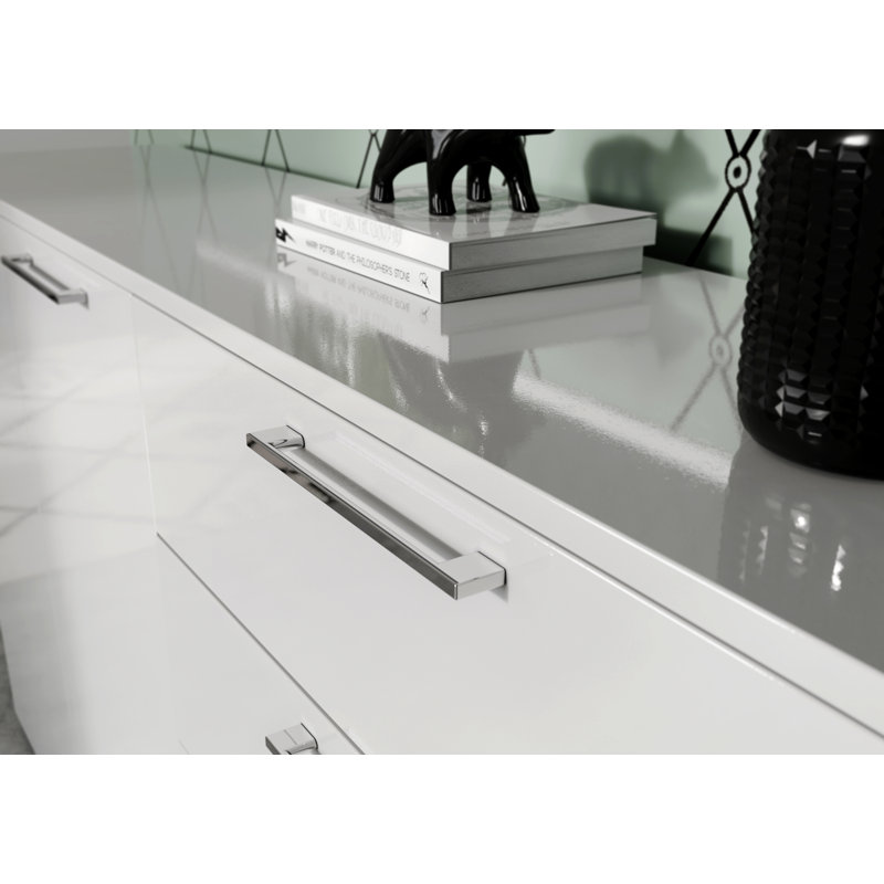 Damacio 134.5cm Sideboard