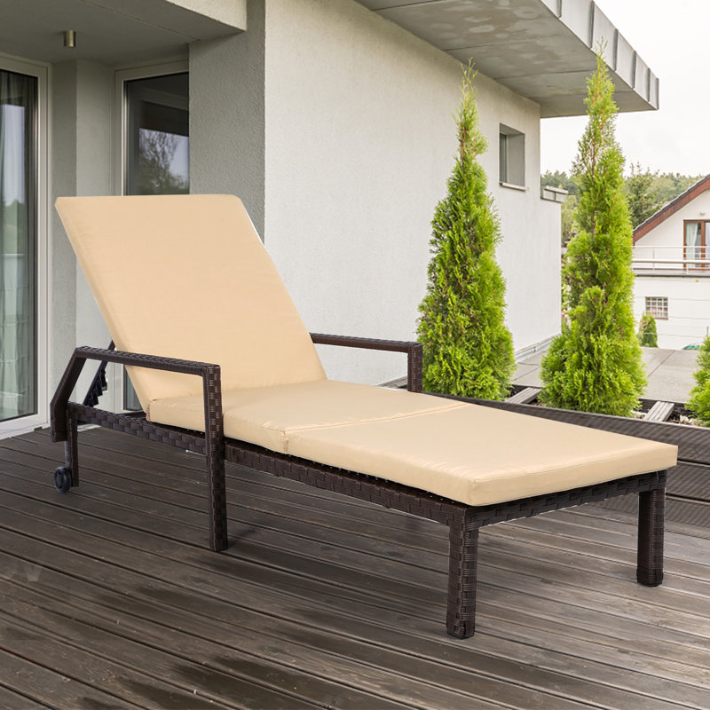 Chaise longue inclinable longue de 25 po avec coussins Mcmurry, Kaki, Marron