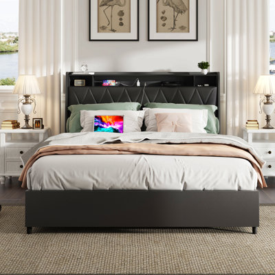 Cadre de grand lit avec tête de lit ergonomique, cadre de lit plateforme grand avec prises et chargeur, cadre de lit en métal grand avec tablette de rangement, silencieux, aucun sommier nécessaire