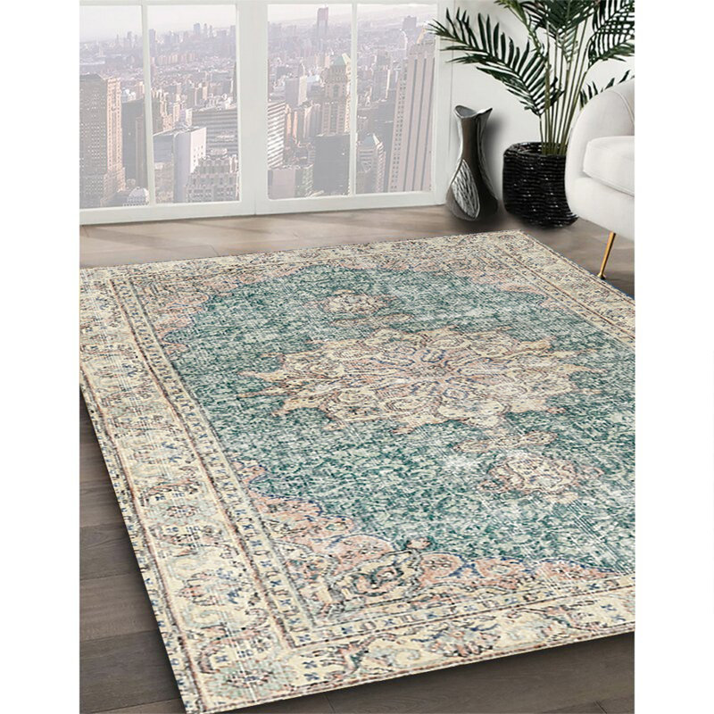 Clestine Oriental Indoor Rug, Round 3'