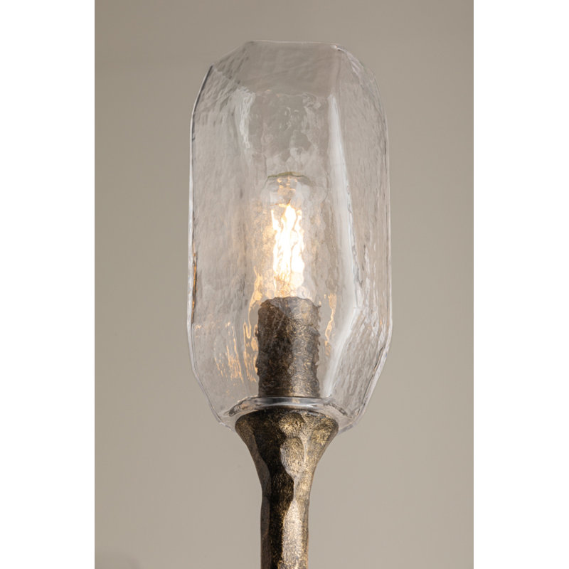 Lustre Lyle, 5