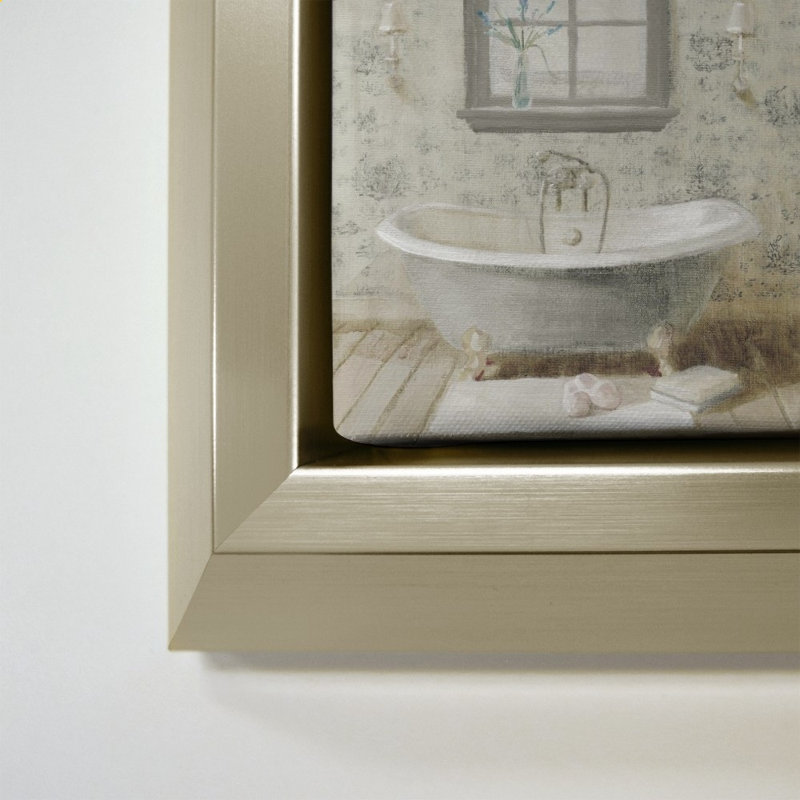 «Victorian Bath I Neutral» par Danhui Nai - impression sur toile, H 40 po x l 28 po, Champagne