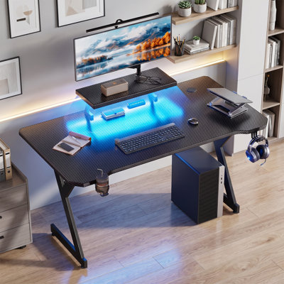 Bureau d'ordinateur ergonomique avec supports pour écran, bureau de jeu avec éclairage DEL et surface en fibre de carbone, bureau ergonomique en forme de Y pour PC de jeu, avec porte-gobelet et crochet pour casque.