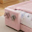 Lit plateforme tapissier simple avec tête de lit en forme d'oreille de lapin, avec barrière de sécurité et poche, tissu bouclé, rose-1136010961