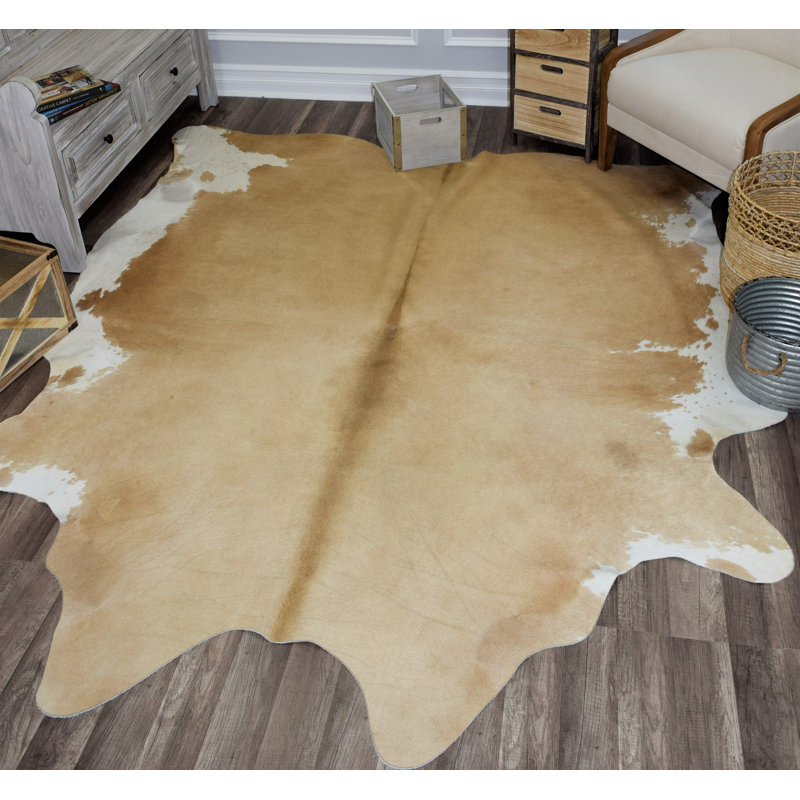 Charlize Cowhide Animal Print Indoor Rug, Novelty 5' x 6'6"
