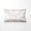 Coussin décoratif moderne à motif quadrillé rose et blanc-125944975