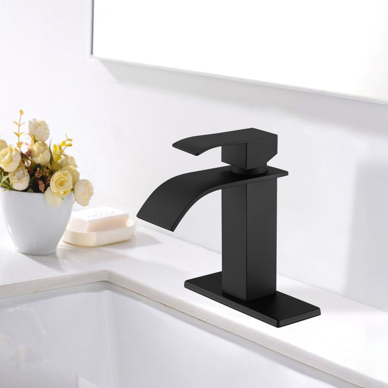 Single-Hole Bathroom Faucet, Matte Black