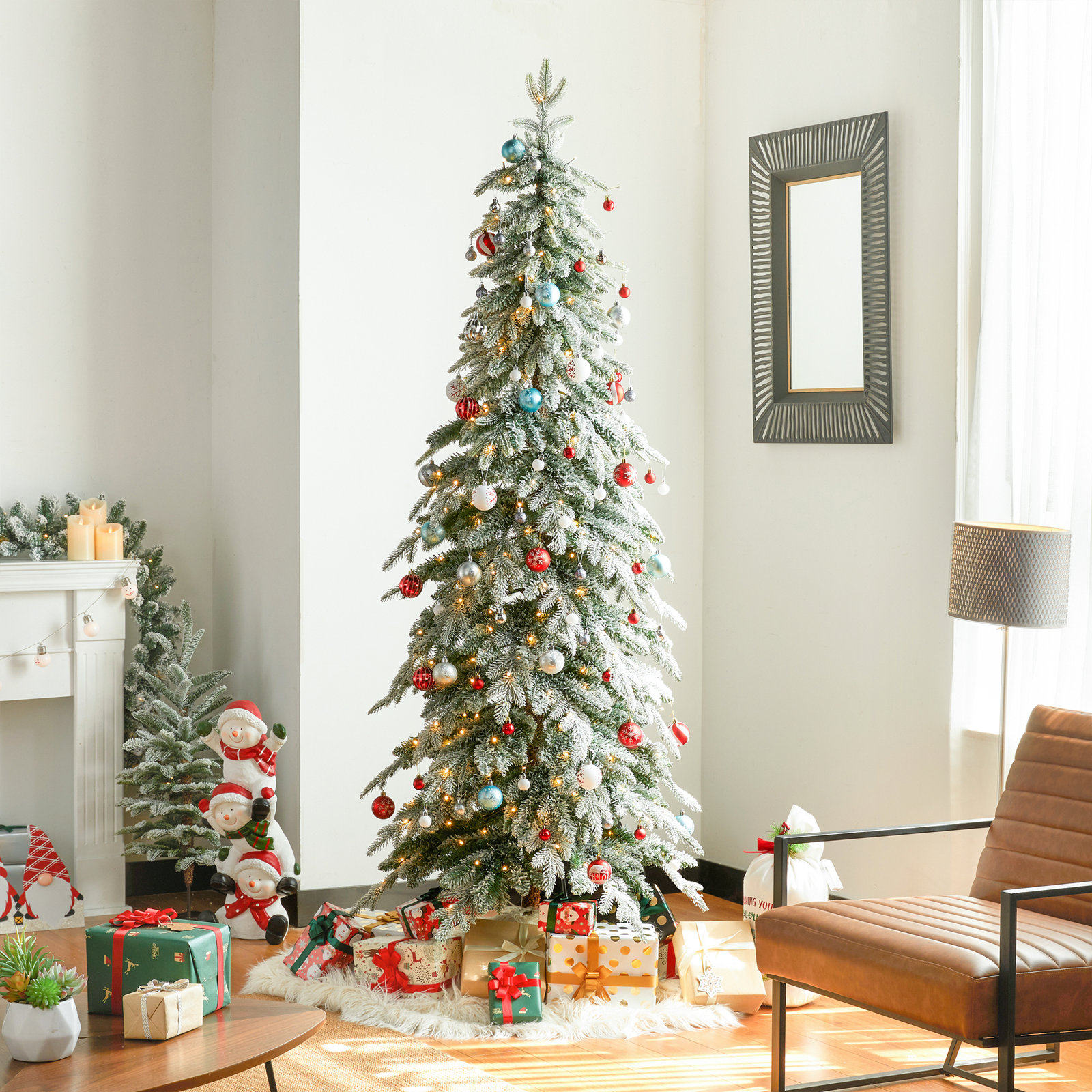 Hersi Frosted 9' Pre-Lit Spruce Christmas Tree, 7.5 ft