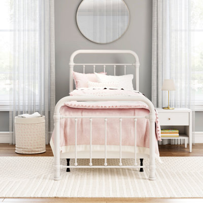 Melancon Bed