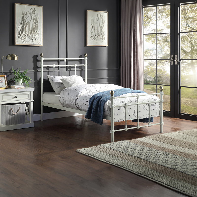 BAYFORD Metal Bed, White, Single (3')