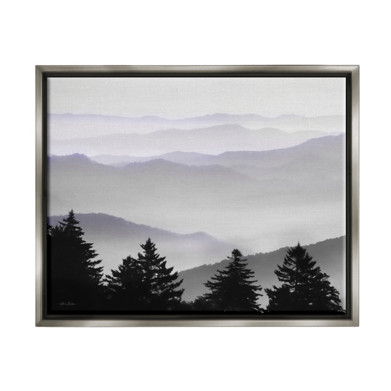 «Pine Trees Silhouettes Foggy Mountain Range Peaks» par Lori Deiter - impression, H 17 po x l 21 po x P 1,7 po