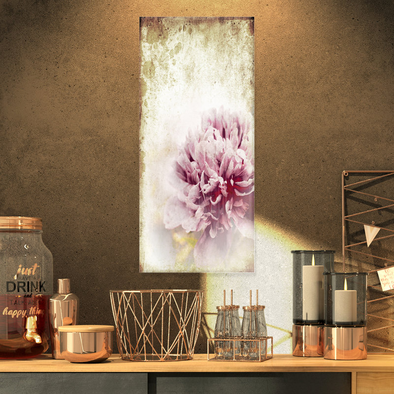Pivoine rose dans un style rétro - impression sans cadre sur métal, H 28 po x l 12 po