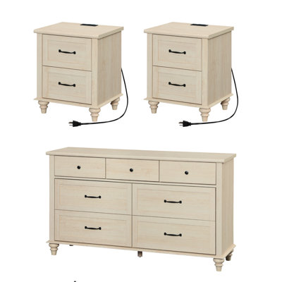 Ensemble de chambre à coucher Scarlett - Comprend une commode à 7 tiroirs pour la chambre à coucher, une table de chevet avec station de recharge et des tiroirs, une commode et une table de chevet