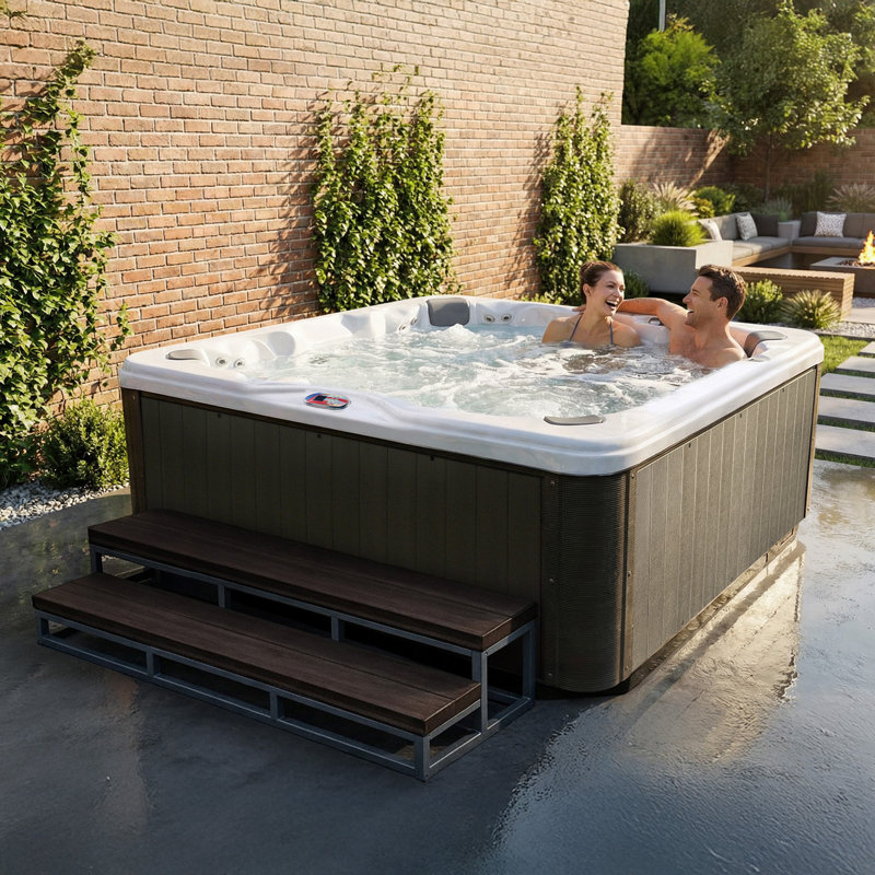Spa standard pour 7 personnes à 56 jets avec système de son et cascade à DEL American Spas, Fumée, Blanc