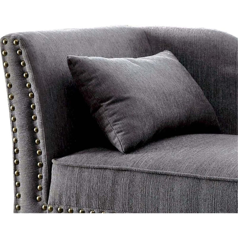 Chaise moderne moderne avec tissu semblable au lin et garniture cloutée pour un salon élégant, Gris