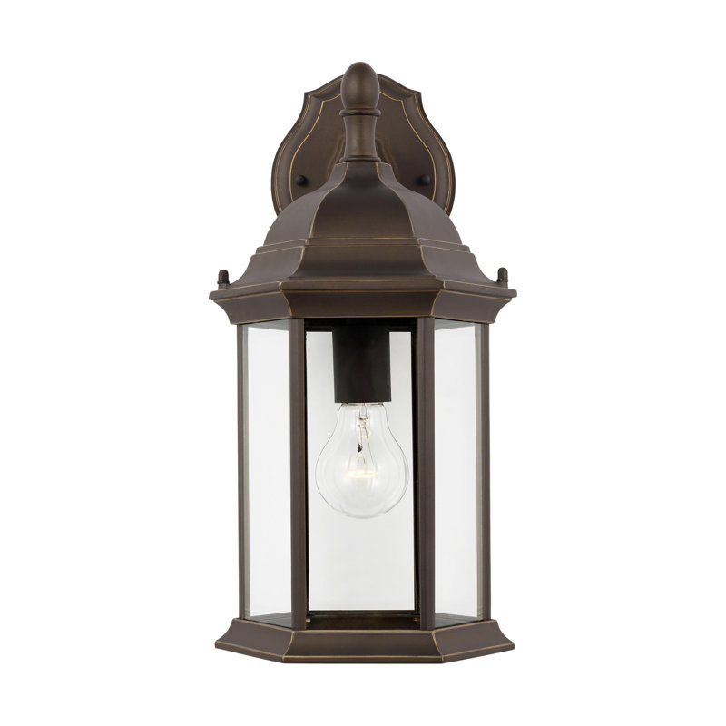Lanterne murale d'extérieur moyenne à une lumière Sevier de Génération Éclairage , Non, H 15,88 po x l 8,13 po x P 8,13 po
