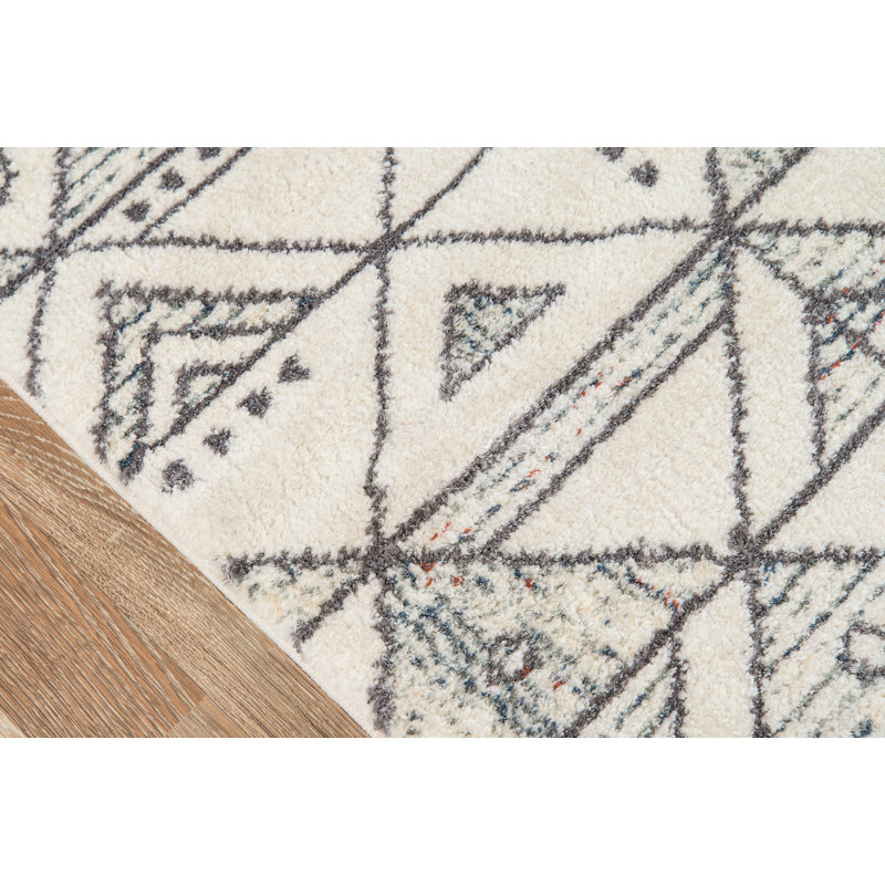 Tapis ivoire / gris anthracite à motif géométrique Allina, Rectangle 3 pi 11 po x 5 pi 7 po