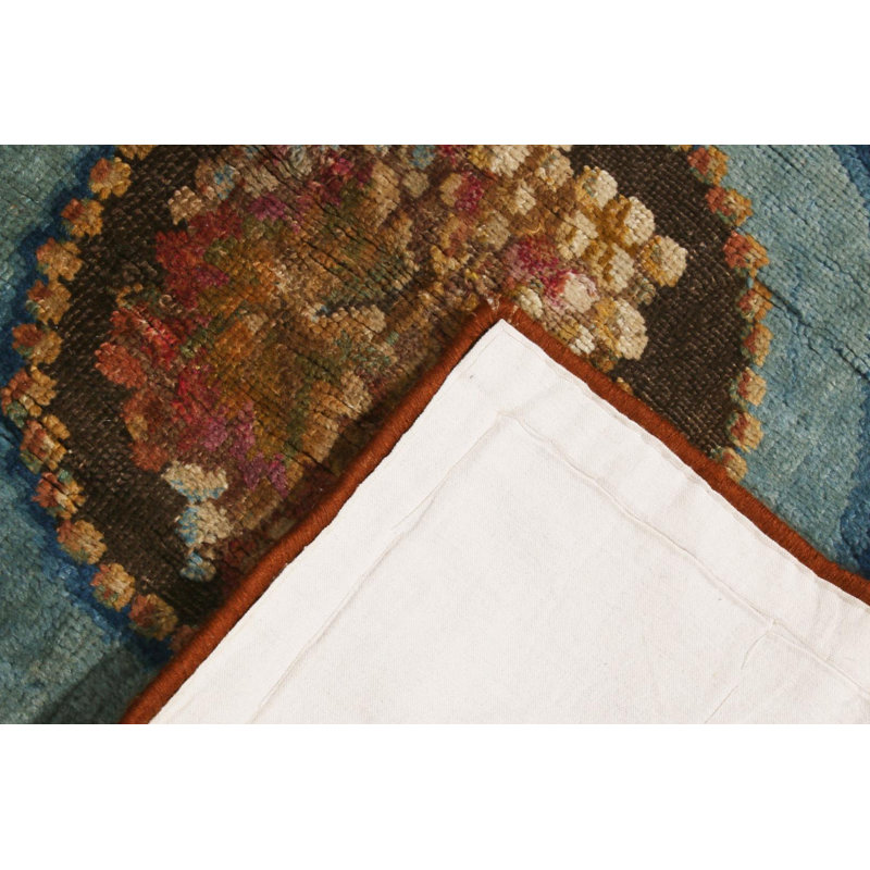 One-of-a-Kind 2'3" X 2'5" Area Rug