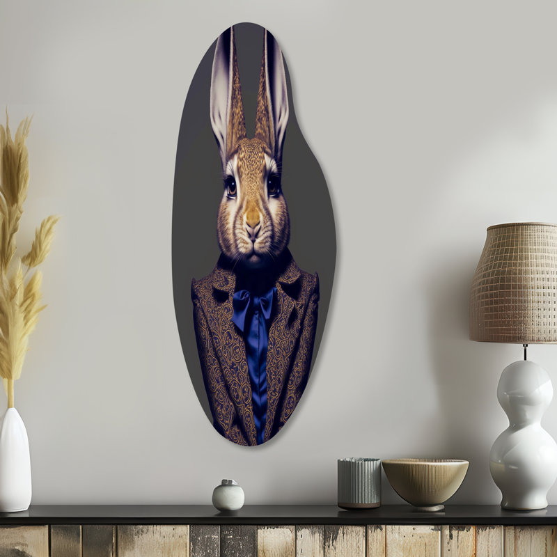 Art mural asymétrique en forme de lapin fantaisie dans un costume gris et bleu, H 38 po x l 15 po