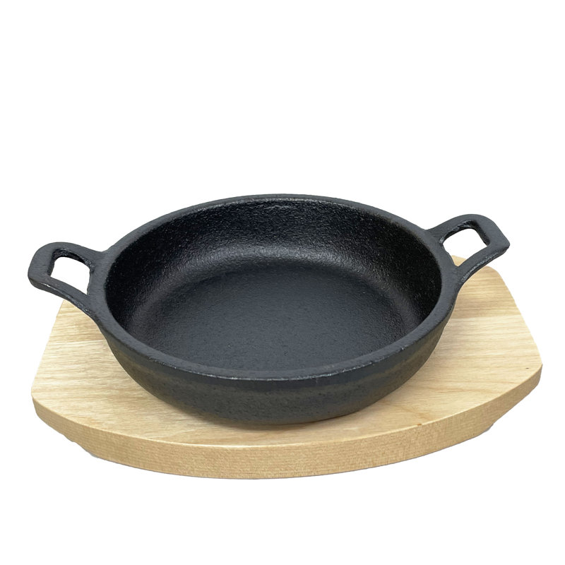 Poêle à frire ronde en fonte pré-assaisonnée avec base en bois de Cuisiland (14)…, l 6,3 po