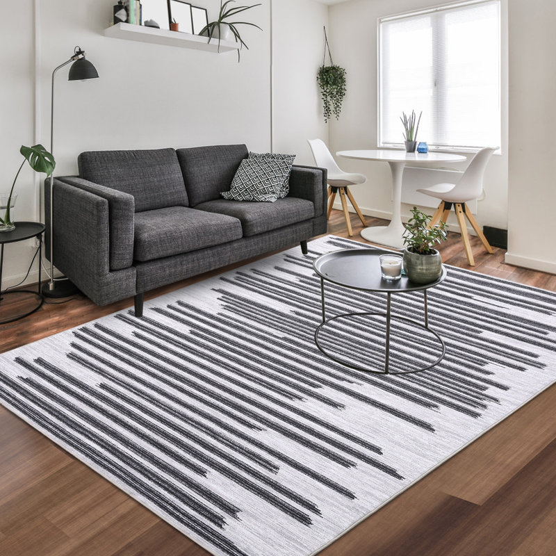 Tapis noir en polyester à rayures Ladetra, Rectangle 9 pi x 12 pi