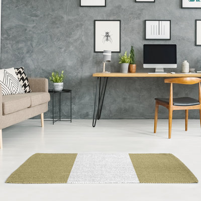 Tapis gold area