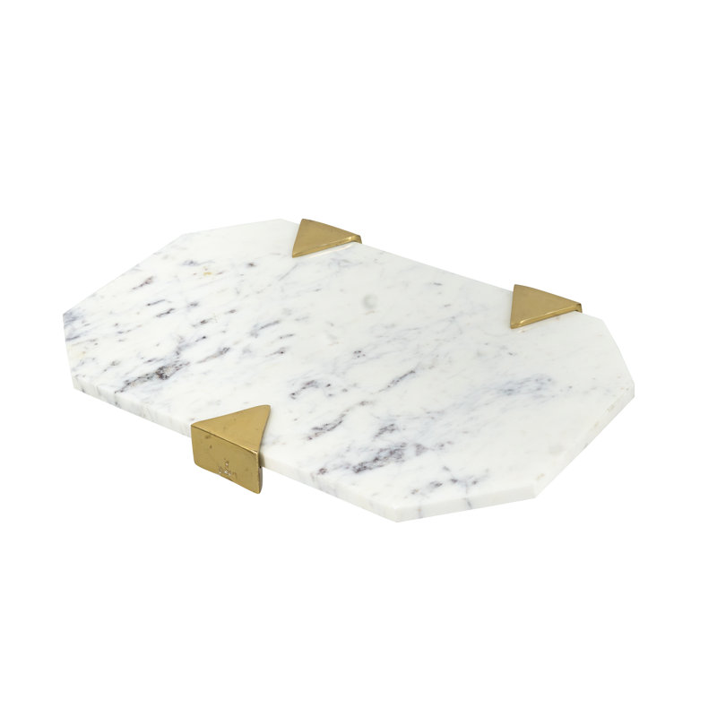 Plateau en marbre blanc géométrique 20 x 12 x 2 po avec détails en métal doré