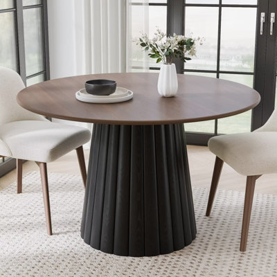 46" Two-tone Round Oak Dining Table with Solid Wood Pedestal Modern Kitchen Table for Living Room Dining Room Seats 4