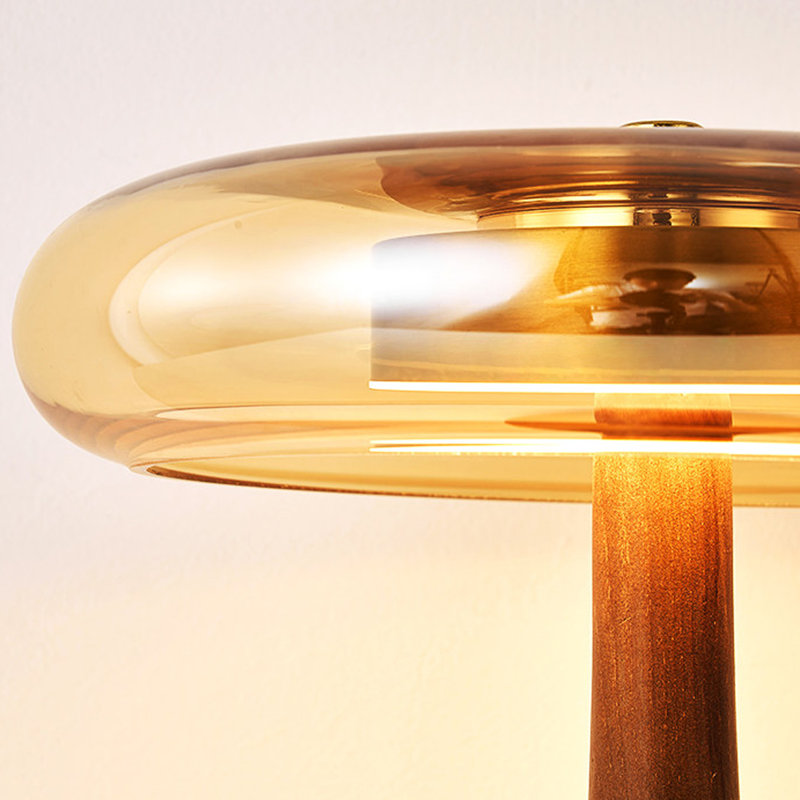 Petite lampe de table moderne en bois massif blanc et métal avec abat-jour en verre pour le salon de la chambre à coucher, ampoule incluse