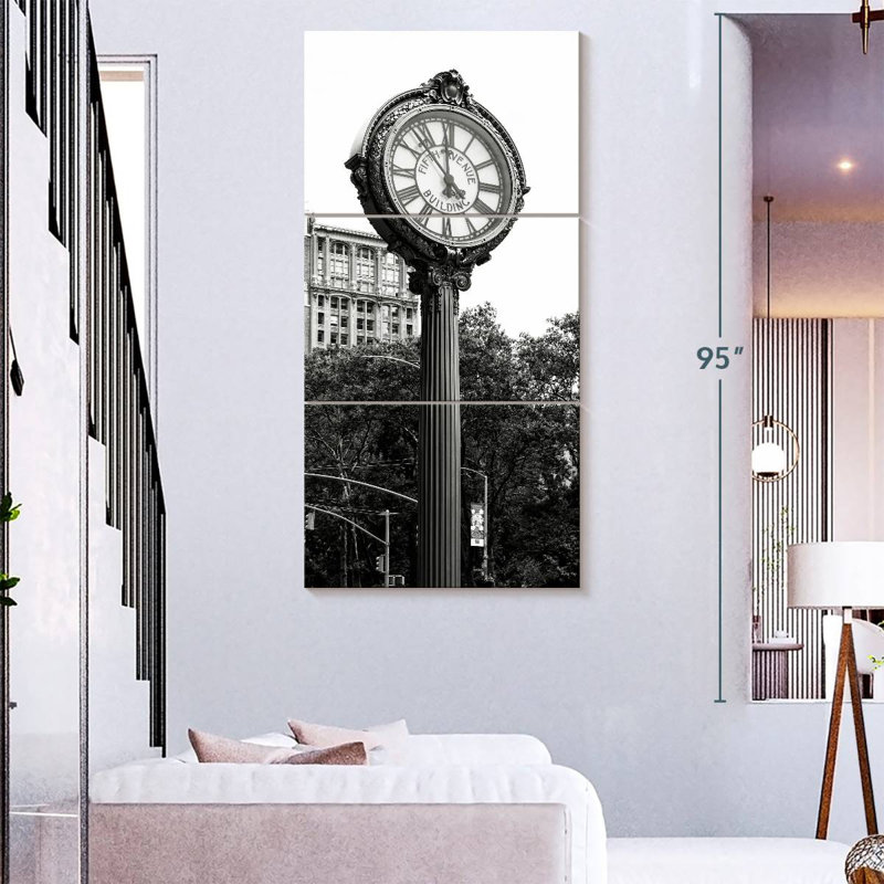 Horloge Fifth Avenue, H 38 po x l 18 po