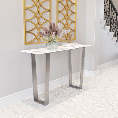 Console blanc et argent